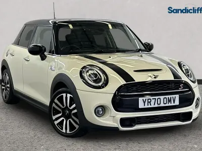 Used Mini Cooper S Exclusive 192 HP (141 kW) 2020 White Hatchback