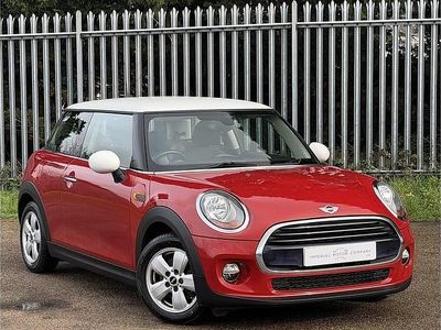 Used Mini Cooper Hatch 136 HP (100 kW) 2015 Red Hatchback