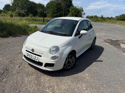 White Used 2013 Fiat 500 S Hatchback | £2,999 (Good price)