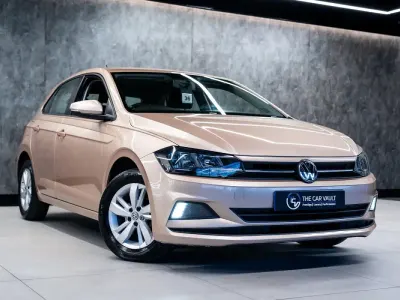 Used VW Polo SE 65 HP (47 kW) 2019 Beige Hatchback
