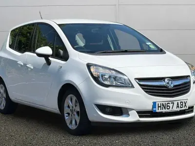 Used Vauxhall Meriva 101 HP (74 kW) 2017 White MPV