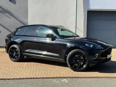 Used Aston Martin DBX 550 HP (404 kW) 2021 Black SUV