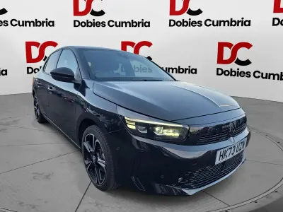 Usado Vauxhall Corsa Ultimate 128 HP (94 kW) 2023 Preto Citadino