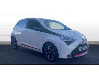 Used Toyota Aygo Trend 72 HP (52 kW) 2021 White Hatchback