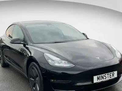 Używany Tesla Model 3 Long Range RWD 208 kW (283 KM) 2023 Sedan/Limuzyna