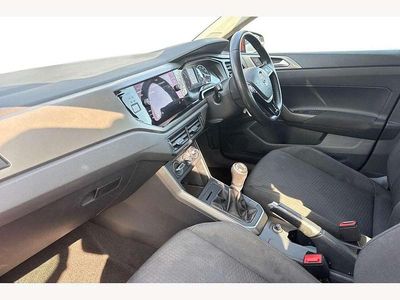 Used VW Polo SE 95 HP (69 kW) 2019 Orange Hatchback