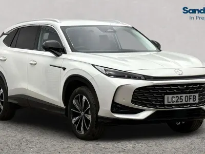 Gebraucht MG HS Trophy 169 PS (124 kW) 2024 Weiß SUV