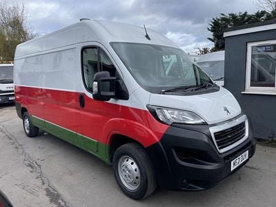 Begagnad Peugeot Boxer 140 HK (102 kW) 2021 Vit Van