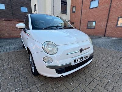 Used Fiat 500 Lounge 69 HP (50 kW) 2009 White Cabriolet