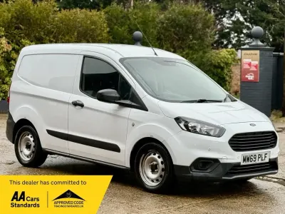 Usado Ford Transit 100 HP (73 kW) 2020 Branco