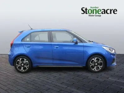 Used MG MG3 Excite 106 HP (77 kW) 2019 Blue Hatchback