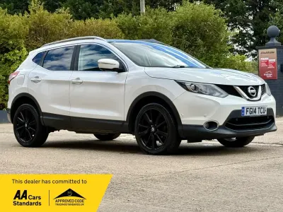 Used Nissan Qashqai Tekna 110 HP (80 kW) 2014 White SUV