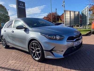 Silver Used 2023 Kia Ceed Hatchback | £15,000 (Good price)
