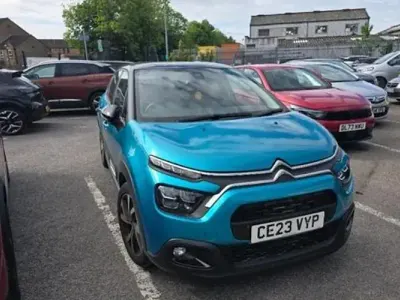 Używany Citroën C3 Shine 102 KM (75 kW) 2023 Niebieski Hatchback