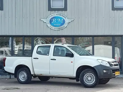 Used Isuzu D-Max 2016 White Pickup