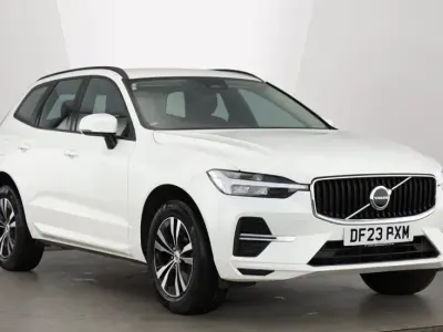 Used Volvo XC60 Core 250 HP (183 kW) 2023 White SUV