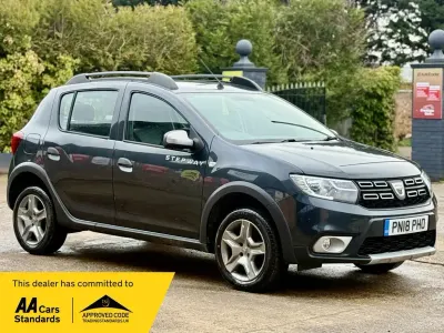 Second-hand Dacia Sandero Ambiance 90 CP (66 kW) 2018 Gri Hatchback