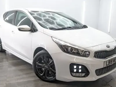 Used Kia Ceed GT-Line 136 HP (100 kW) 2018 White Hatchback