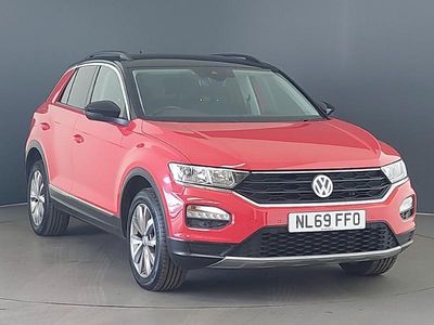 Used VW T-Roc Design 115 HP (84 kW) 2019 Red SUV