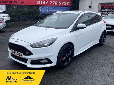 Used Ford Focus ST 2015 White Hatchback