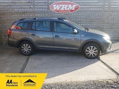 Used Dacia Logan MCV Stepway 90 HP (66 kW) 2017 Grey Estate