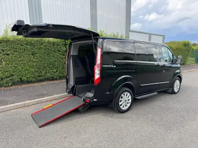 Used Ford Tourneo