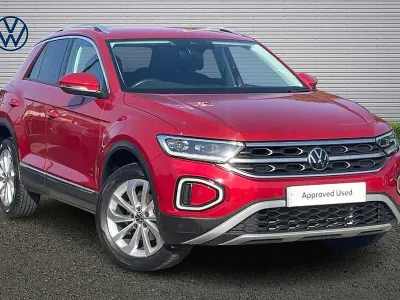 Used VW T-Roc Style 150 HP (110 kW) 2023 Red SUV