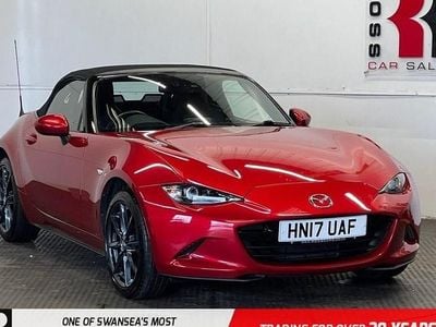 Used Mazda MX5 Inclusive 160 HP (117 kW) 2017 Red Cabriolet