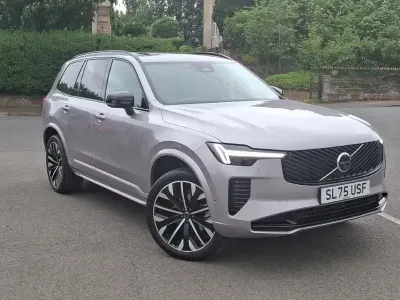 Used Volvo XC90 Ultra 250 HP (183 kW) 2025 Silver SUV