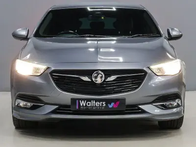 Used Vauxhall Insignia SRi 170 HP (125 kW) 2018 Grey Hatchback