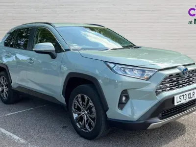 Used Toyota RAV4 Hybrid Design 218 HP (160 kW) 2023 Green SUV