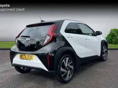 Used Toyota Aygo X 72 HP (52 kW) 2023 White SUV