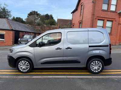 Grey Used 2020 Peugeot Partner MPV | £9,995 (Fair price)