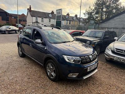 Używany Dacia Sandero Ambiance 90 KM (66 kW) 2017 Niebieski Hatchback