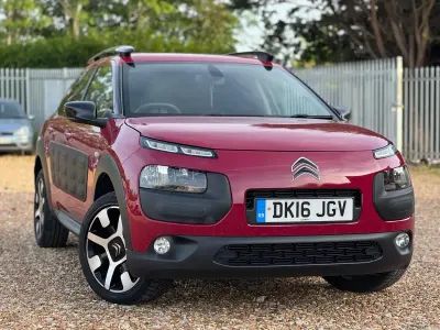Used Citroën C4 Cactus Flair 2016 Red Hatchback