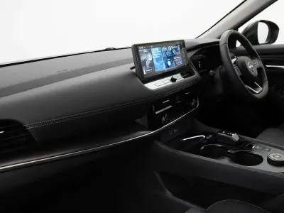 Used Nissan X-Trail N-Connecta 213 HP (156 kW) 2025 Black SUV