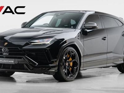 Black Used 2023 Lamborghini Urus SUV | £232,990 (Expensive)