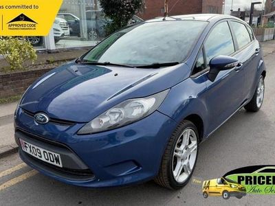 Used Ford Fiesta Style 70 HP (51 kW) 2010 Blue Hatchback