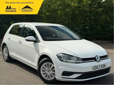 Used VW Golf VII S 125 HP (91 kW) 2017 White Hatchback