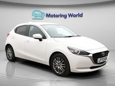 Begagnad Mazda 2 Inclusive 90 HK (66 kW) 2023 Vit Halvkombi