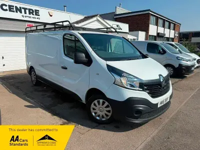 Used Renault Trafic Business 2016 White MPV