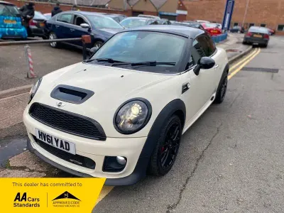 Used Mini John Cooper Works Coupé 211 HP (155 kW) 2011 White Coupe