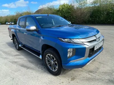 Used Mitsubishi L200 150 HP (110 kW) 2021 Blue Pickup