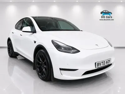 Used Tesla Model S Long Range AWD 268 kW (365 HP) 2022 White Hatchback