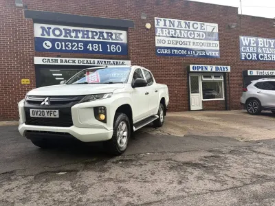 Used Mitsubishi L200 150 HP (110 kW) 2020 White Pickup