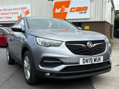 Used Vauxhall Grandland X S 130 HP (95 kW) 2019 Grey SUV