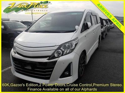 Usado Toyota Alphard 2013 Branco Monovolume