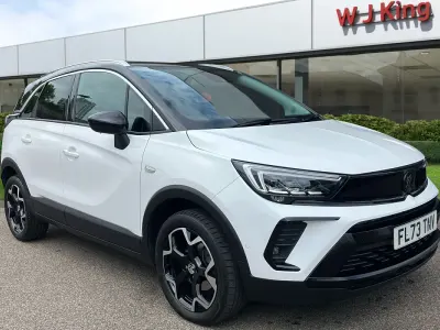 Used Vauxhall Crossland Ultimate 130 HP (95 kW) 2023 White SUV