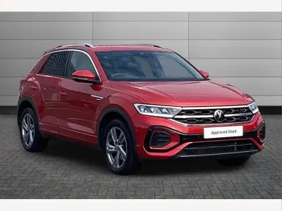 Begagnad VW T-Roc R-line 150 HK (110 kW) 2023 Röd SUV
