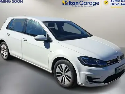 Begagnad VW e-Golf 2019 Halvkombi